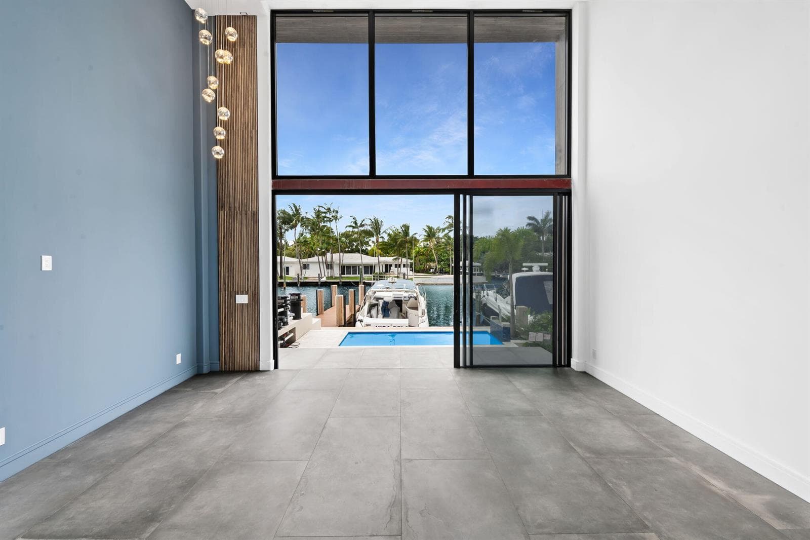 321 Hendricks Isle photo 18