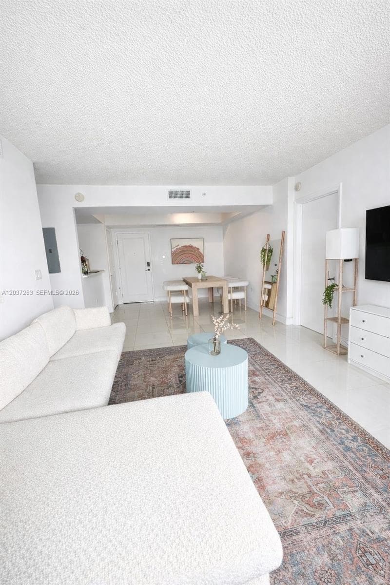 1861 NW S River Dr 1501 photo 20