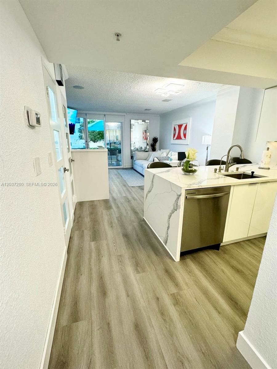 2501 S Ocean Dr L14 photo 12