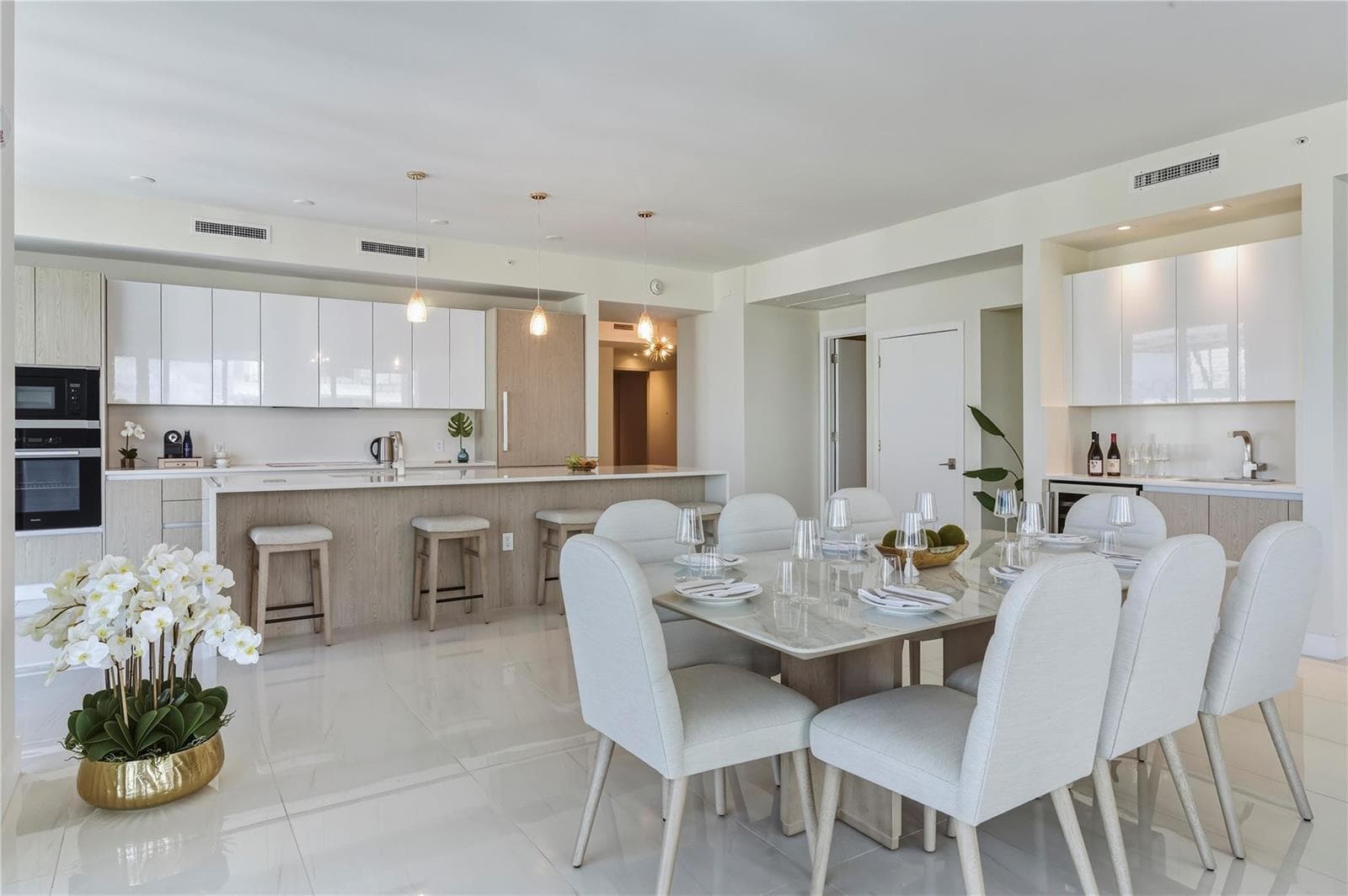 3100 N Ocean Drive P1802 photo 10