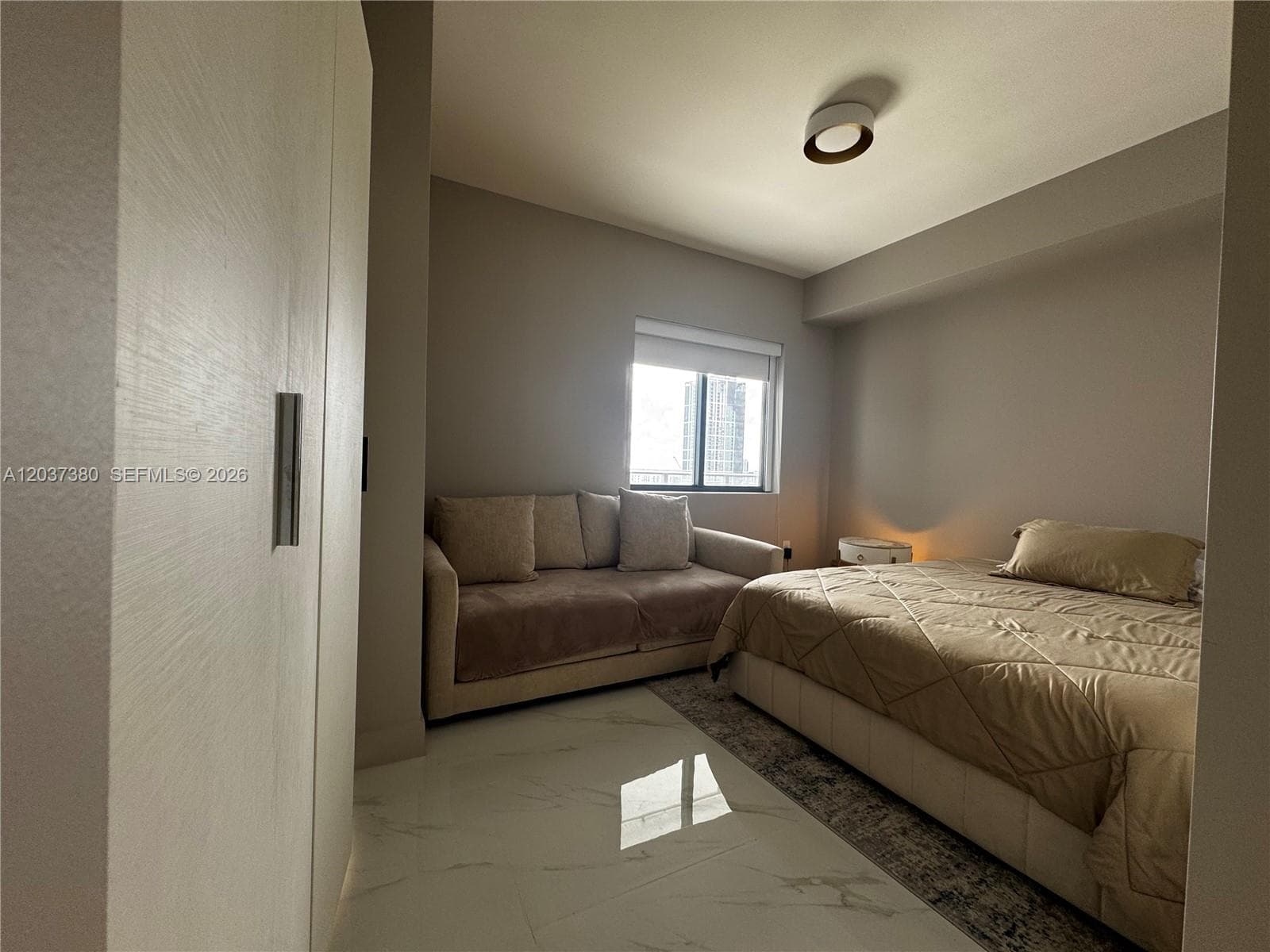 711 NE 23 2206 photo 20