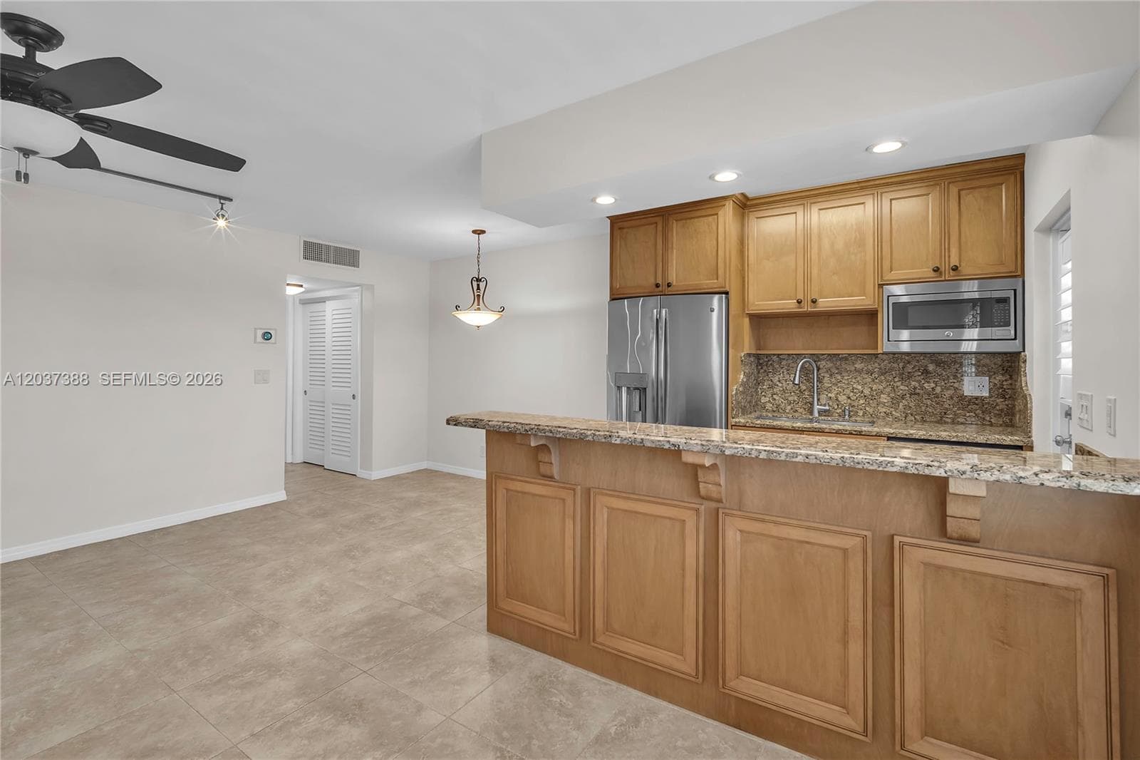 901 S Surf Rd 506 photo 12