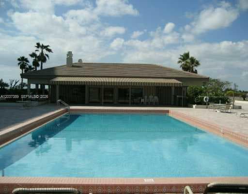 1201 S Ocean Dr 2404S photo 5