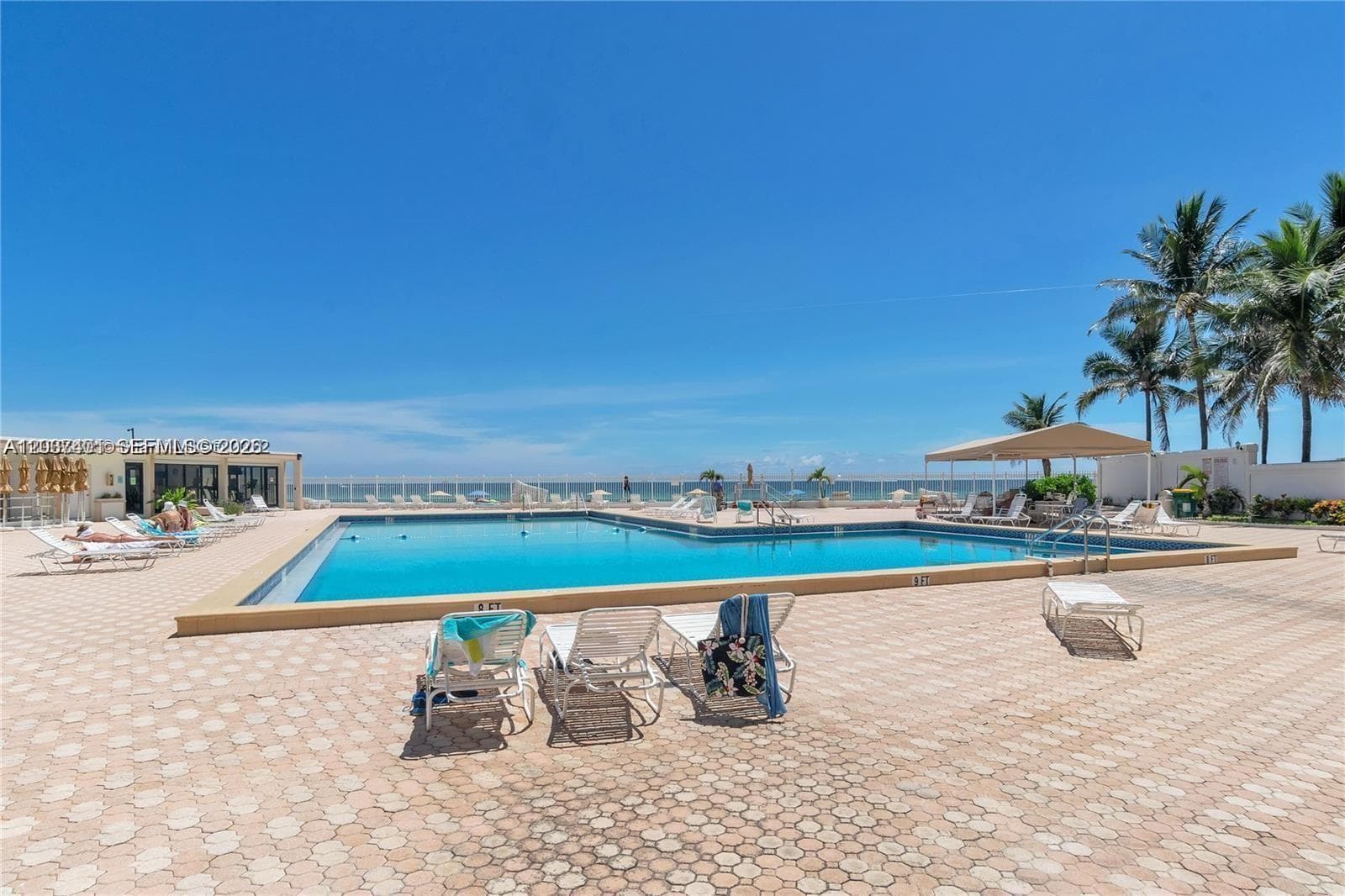 3505 S Ocean Dr 208 photo 16