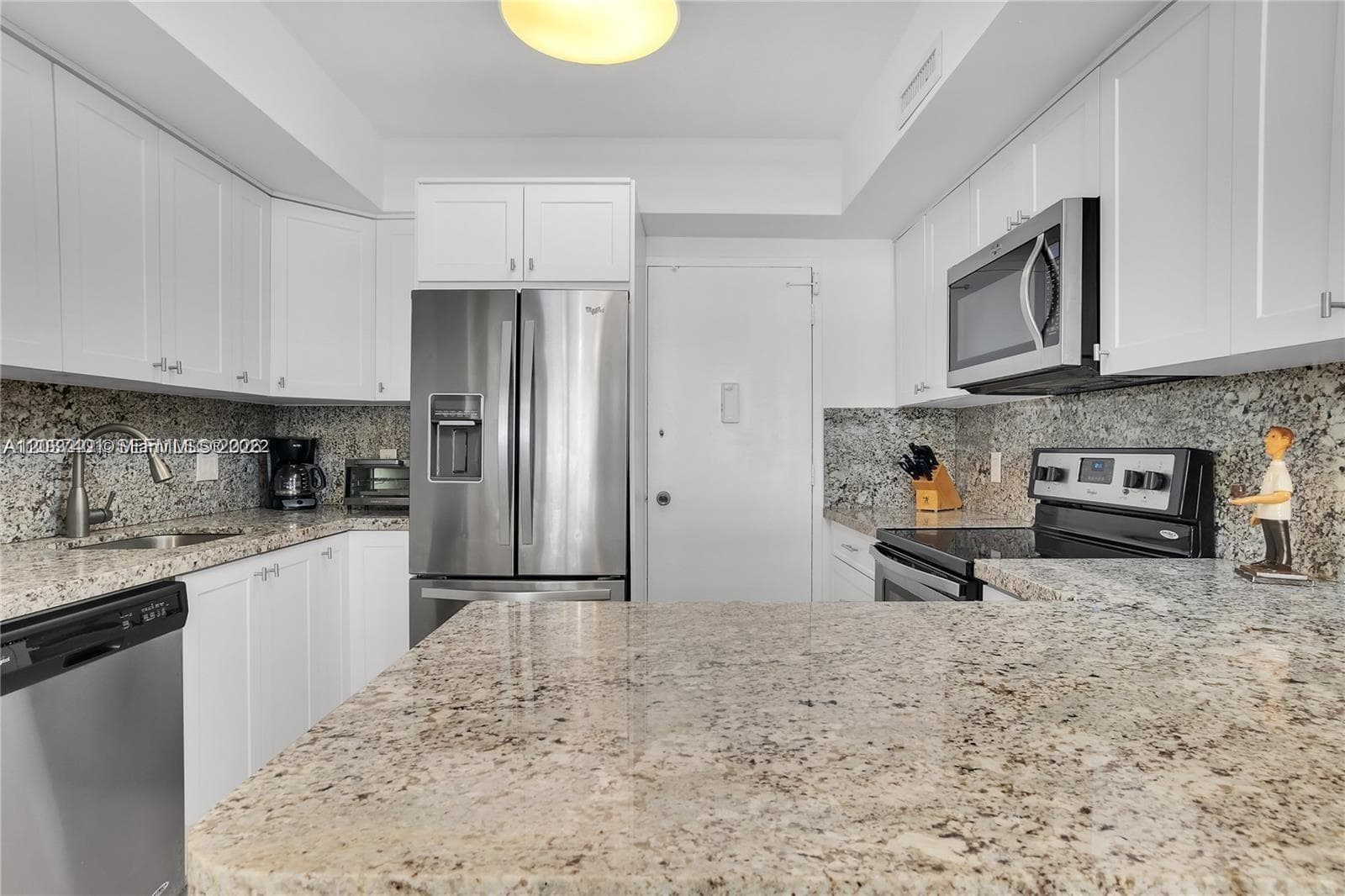 3505 S Ocean Dr 208 photo 5