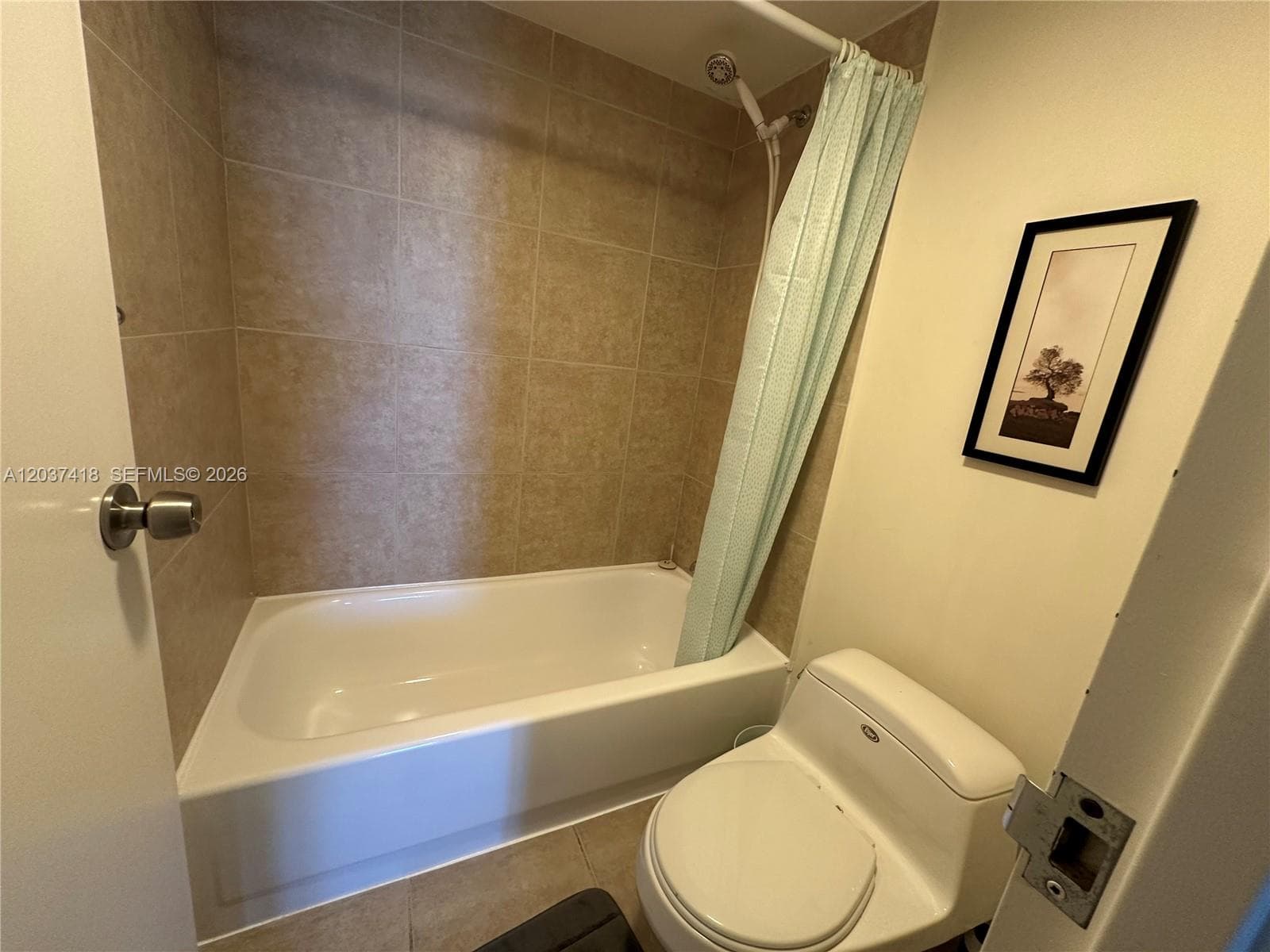 100 Bayview Dr 726 photo 22