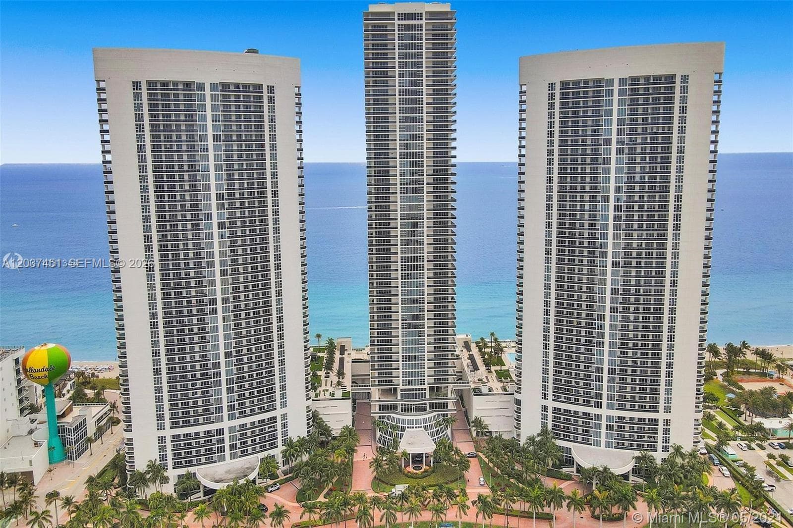 1830 S Ocean Dr 3005 photo 1