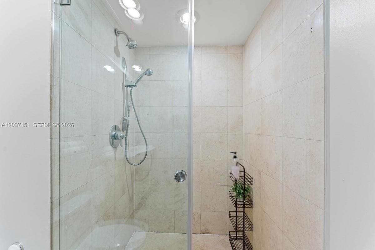 1830 S Ocean Dr 3005 photo 18