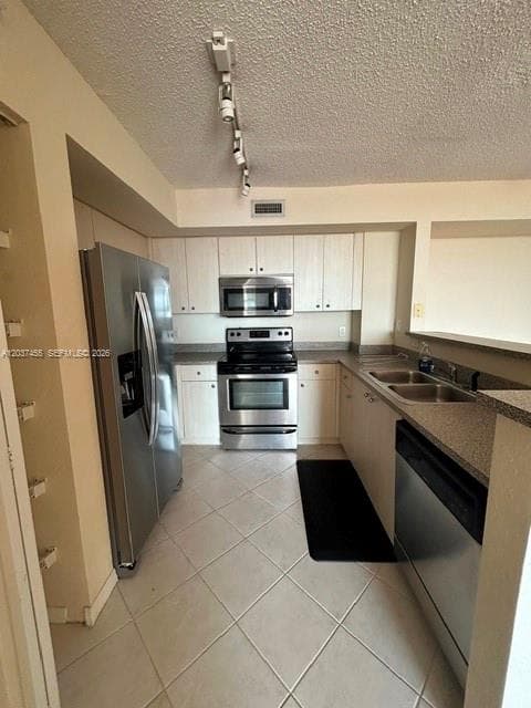 1801 N Flagler Dr 822 photo 11