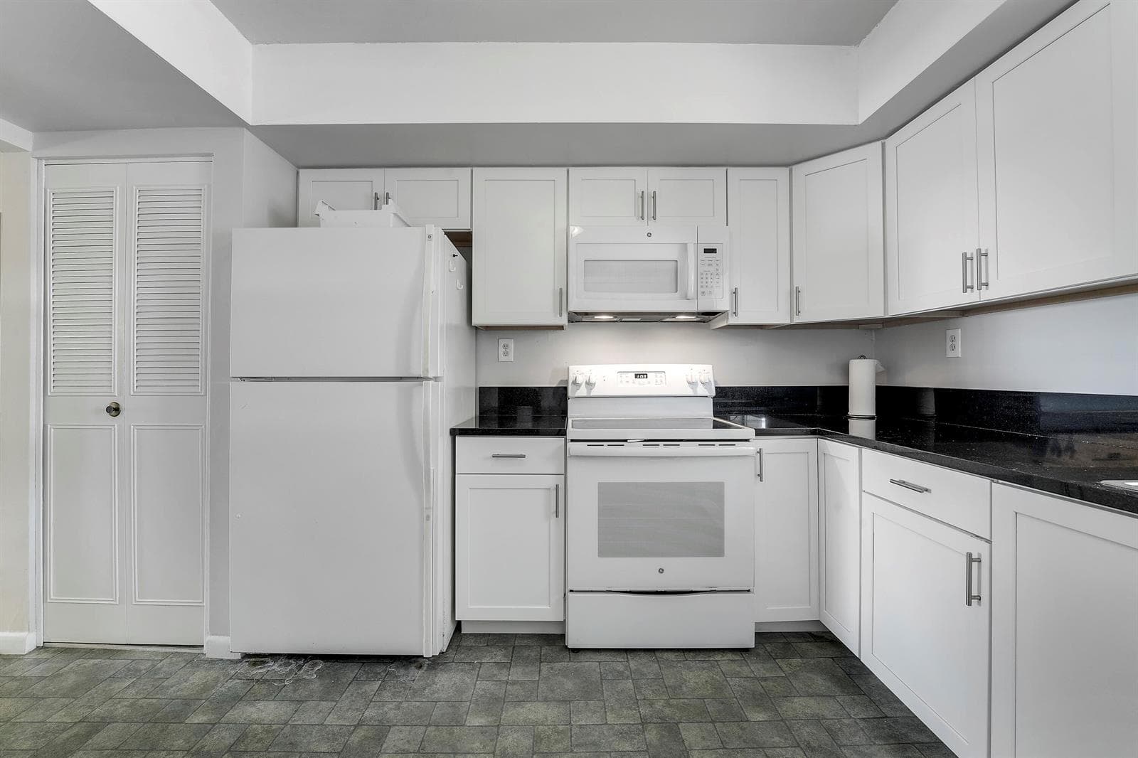 5540 N Ocean Boulevard 206 photo 15