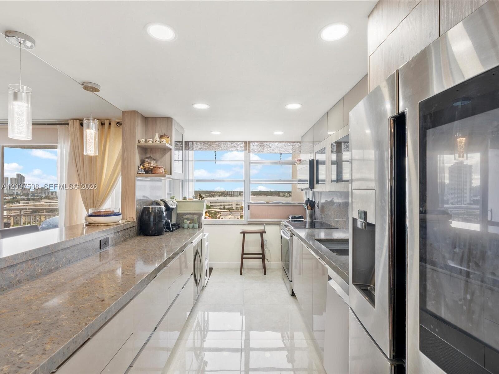 18071 Biscayne Blvd 1401 photo 12