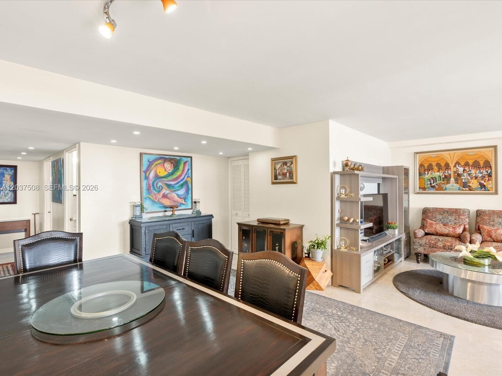 18071 Biscayne Blvd 1401 photo 5