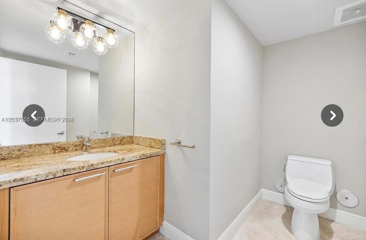 16275 Collins Ave 502 photo 11