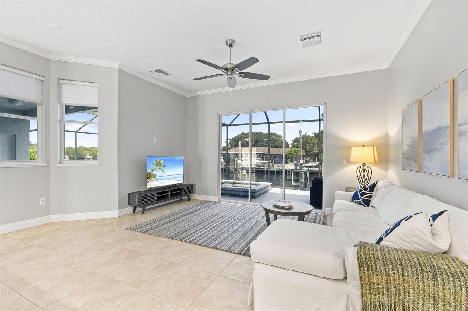 117 Queen Elizabeth Court photo 14