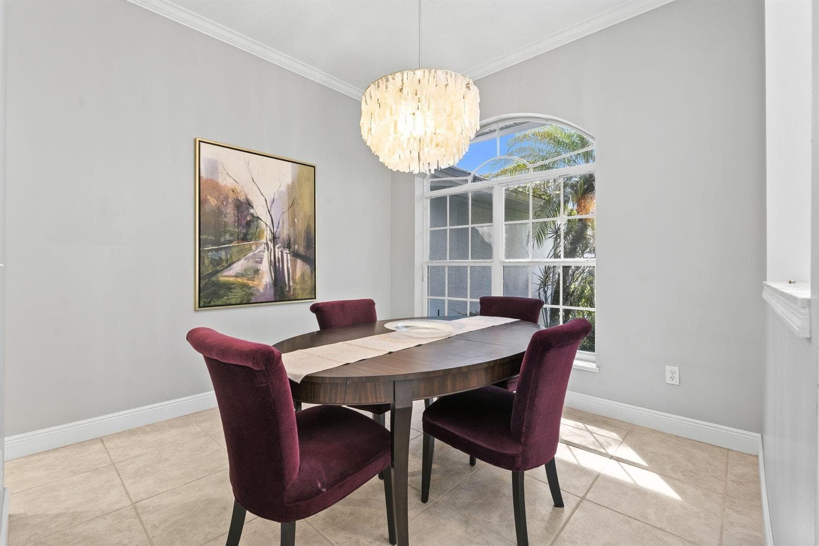 117 Queen Elizabeth Court photo 19