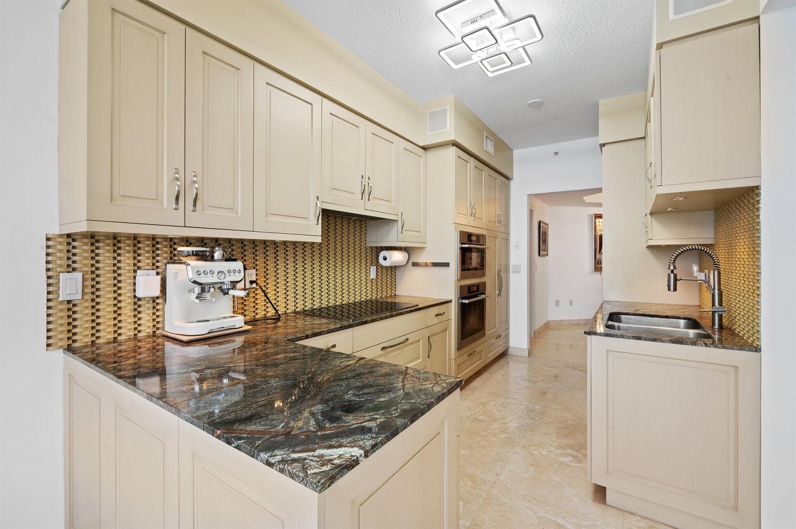 6051 N Ocean Drive 607 photo 13