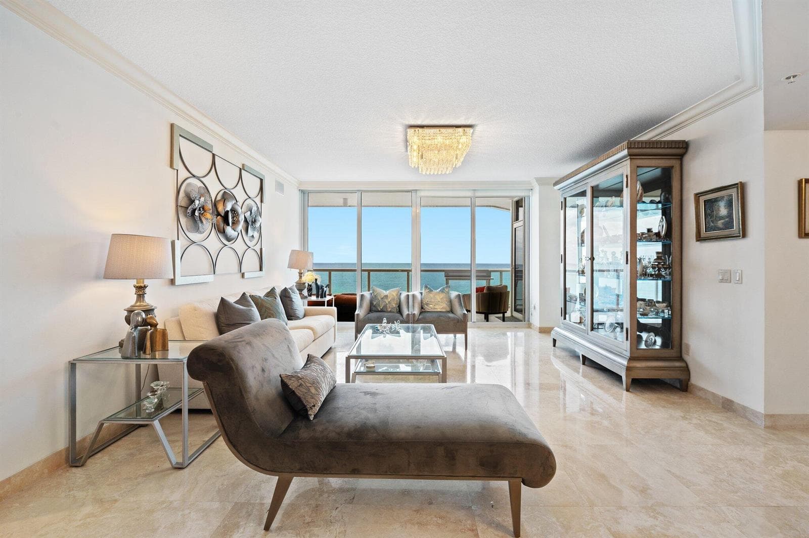6051 N Ocean Drive 607 photo 4