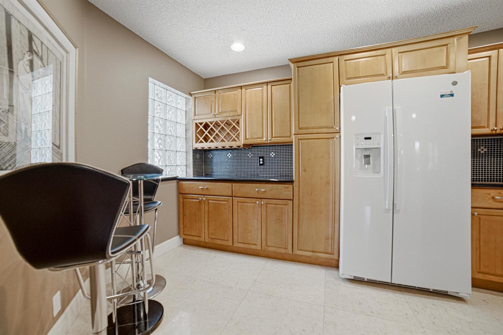 5475 Verona E photo 9