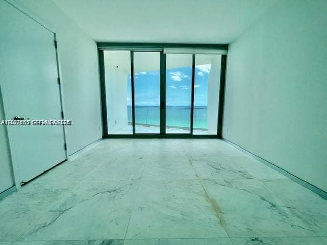 16901 Collins Ave 1104 photo 12