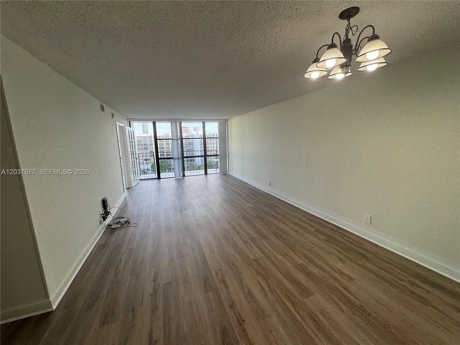 800 Parkview Dr 1018 photo 15