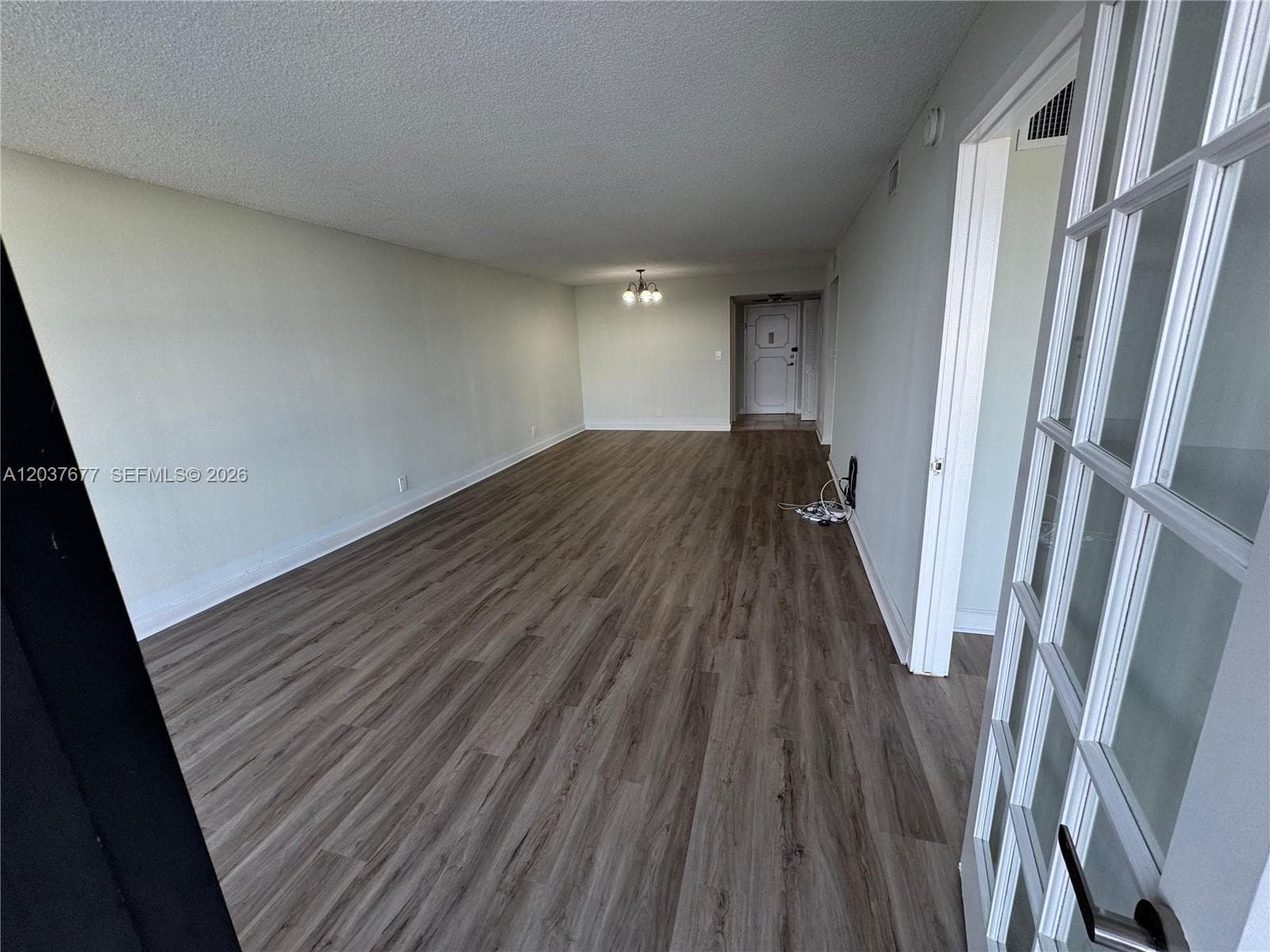 800 Parkview Dr 1018 photo 11
