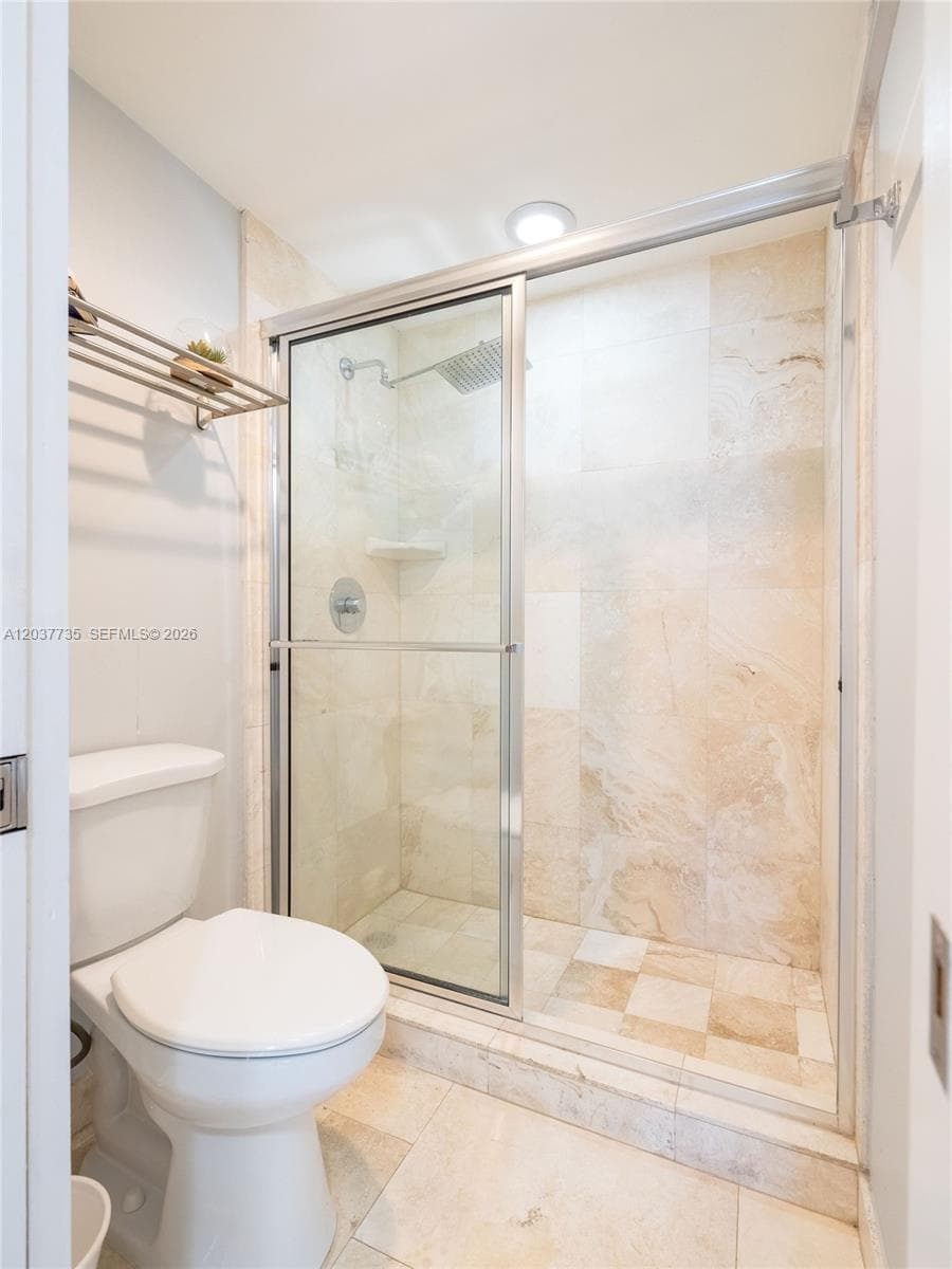 500 Bayview Dr 1520 photo 12