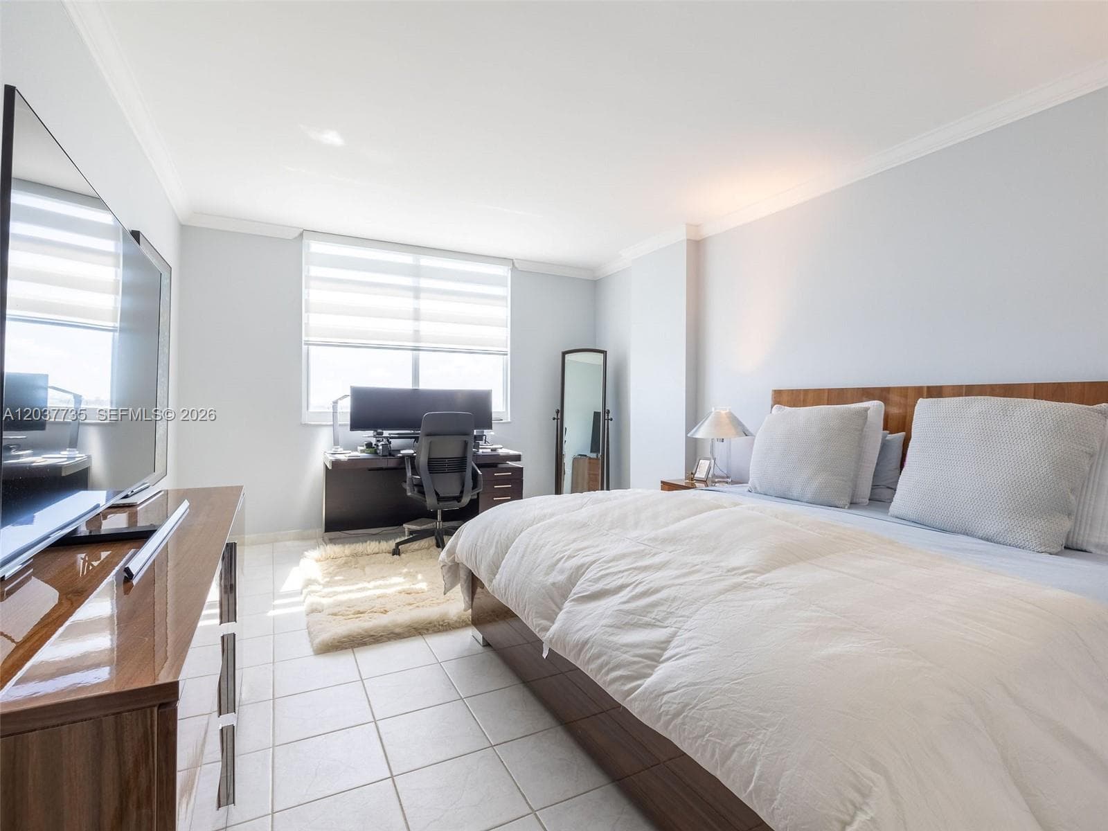 500 Bayview Dr 1520 photo 11
