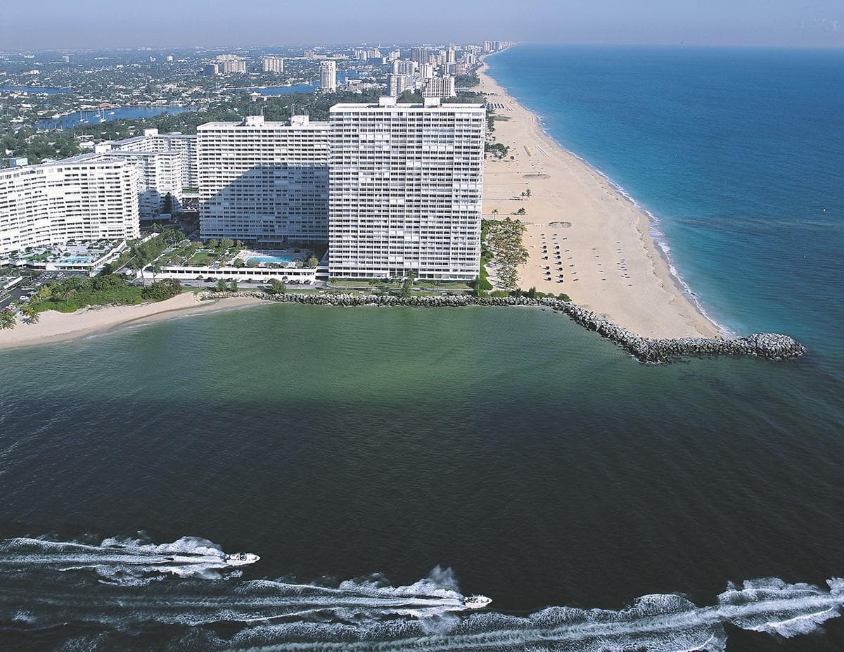 2200 S Ocean Lane photo 6