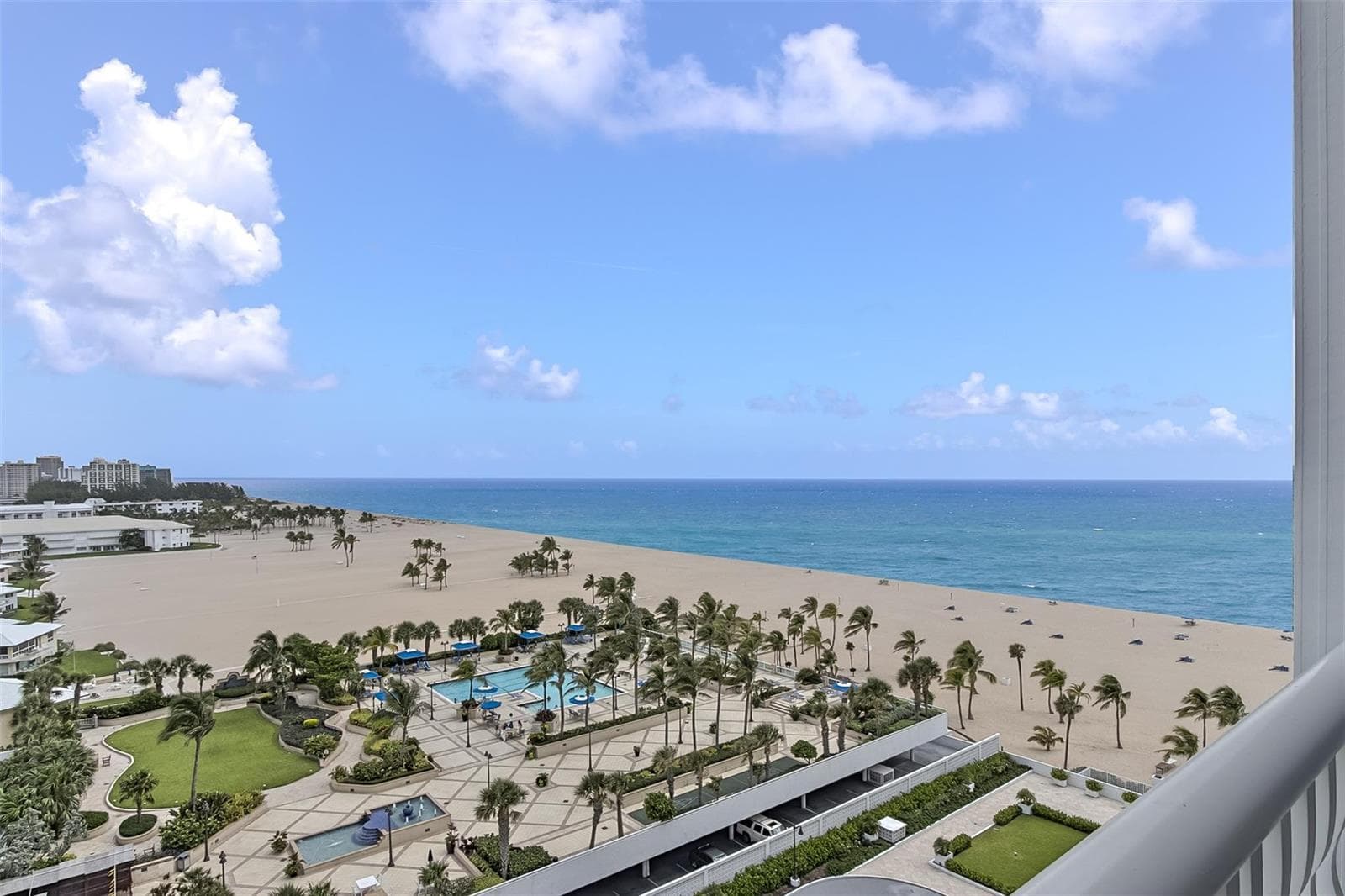 2200 S Ocean Lane photo 7