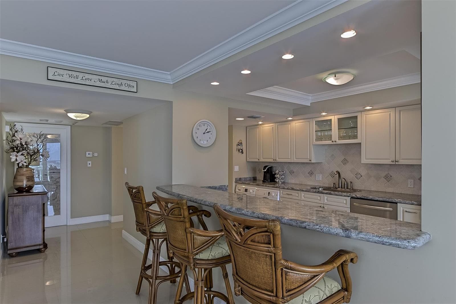 2200 S Ocean Lane photo 25