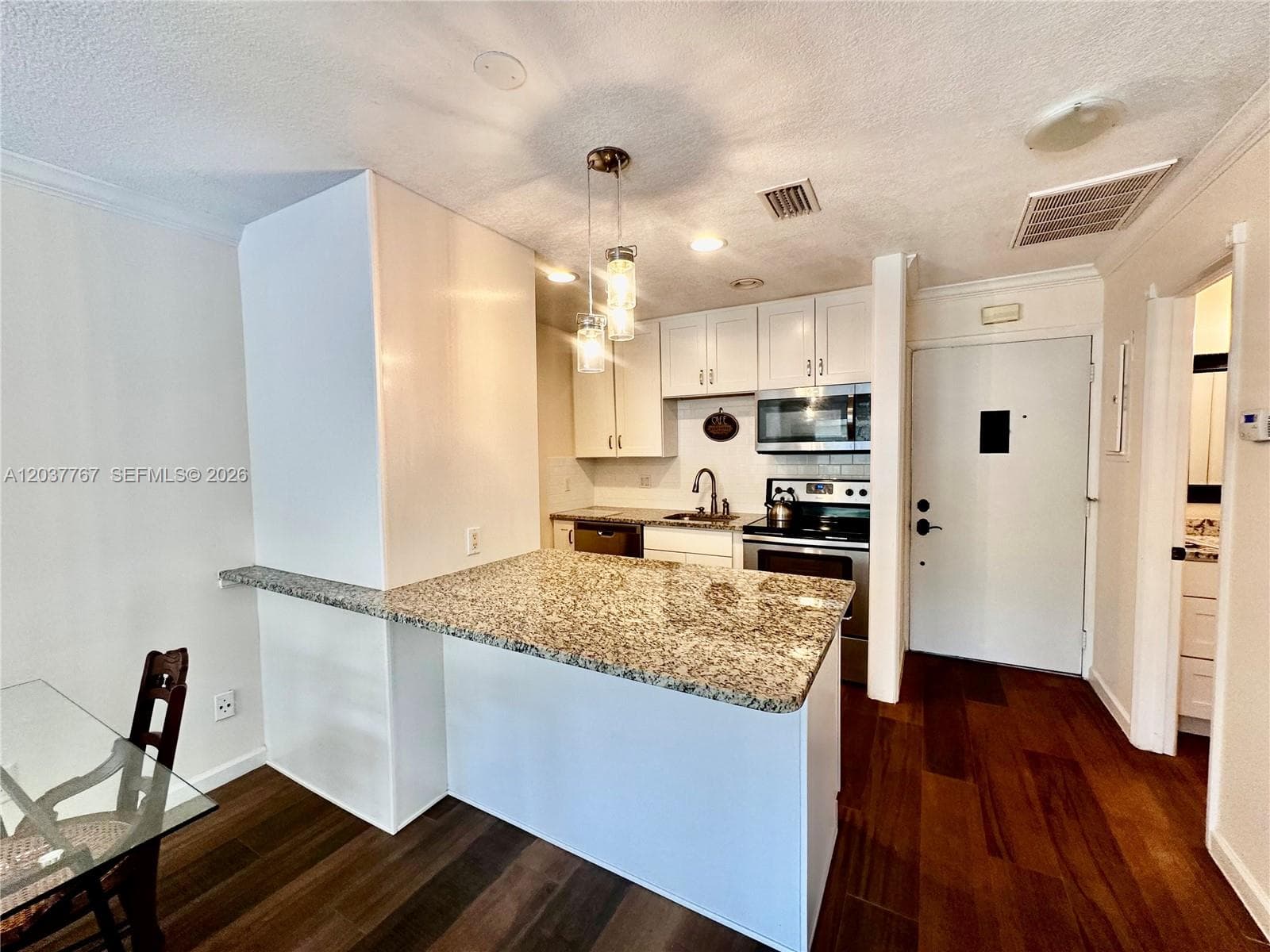 1815 Robalo Dr 201C photo 2