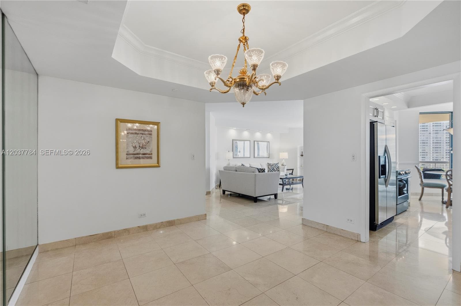 20191 E Country Club Dr 803 photo 8