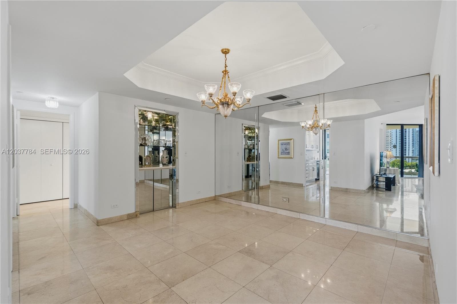 20191 E Country Club Dr 803 photo 25