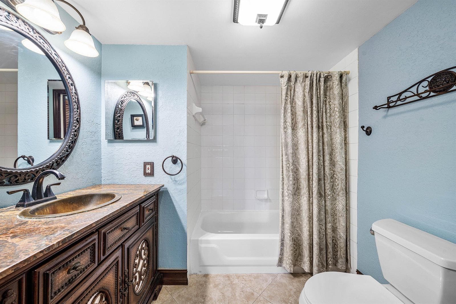 111 Yacht Club Way 108 photo 21