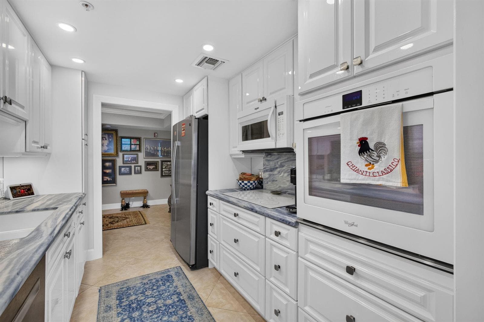5280 N Ocean Drive 3a photo 8