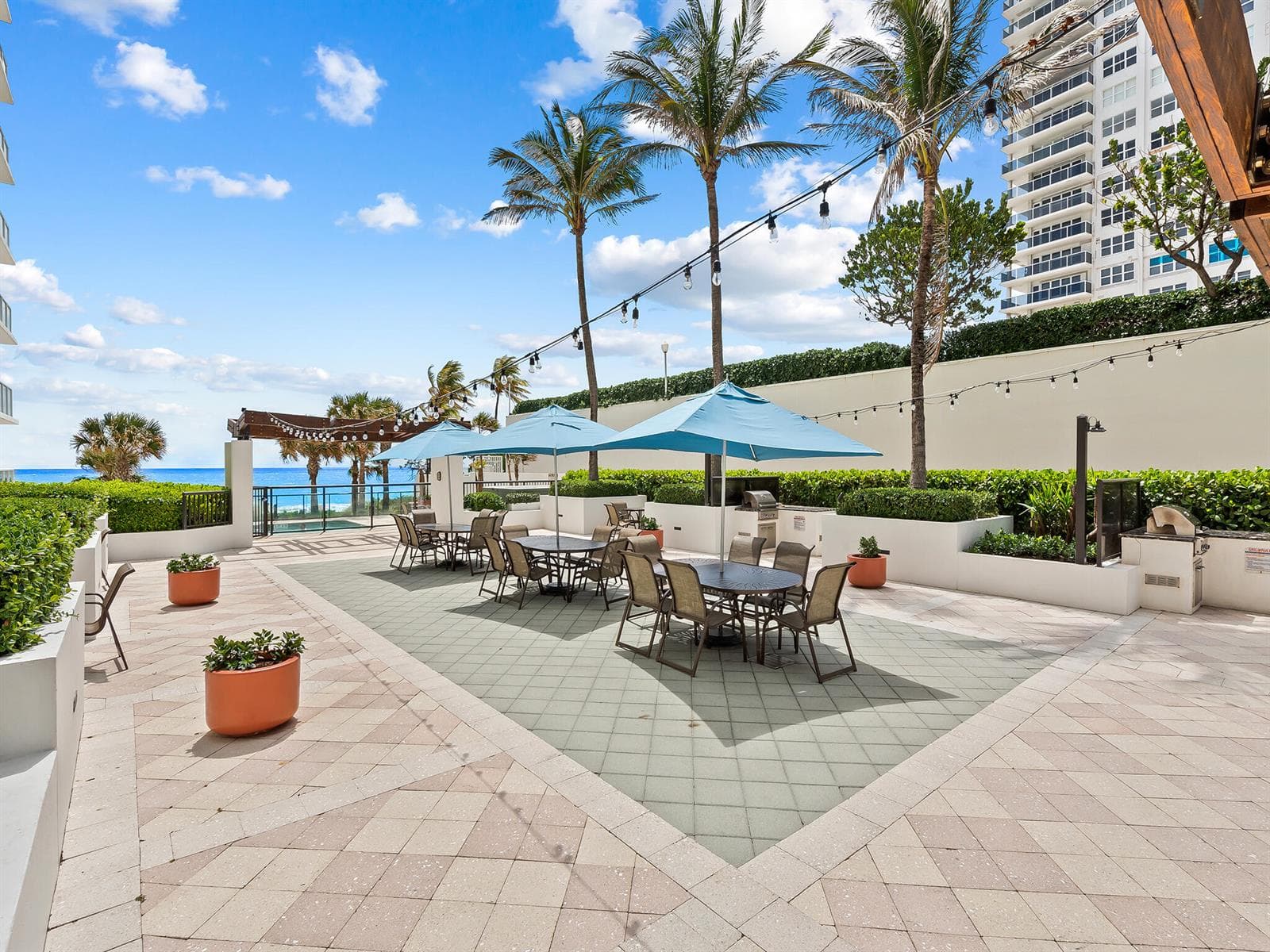 3550 Galt Ocean Drive 1011 photo 25