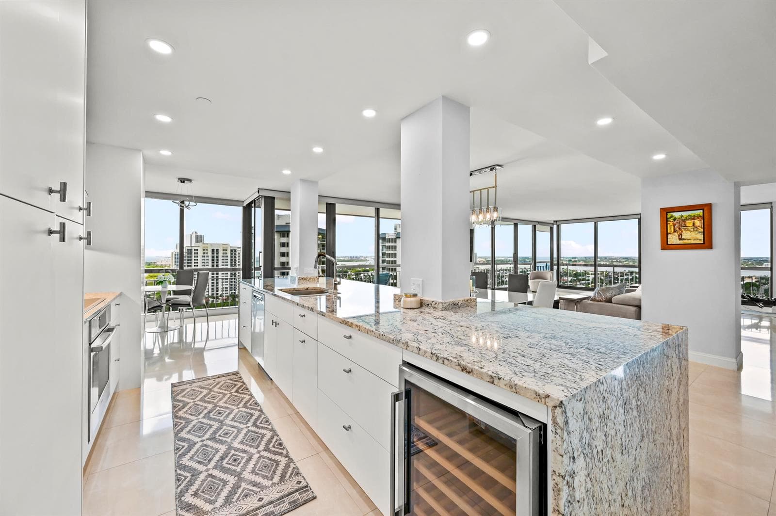 4000 N Ocean Drive 2004 photo 15