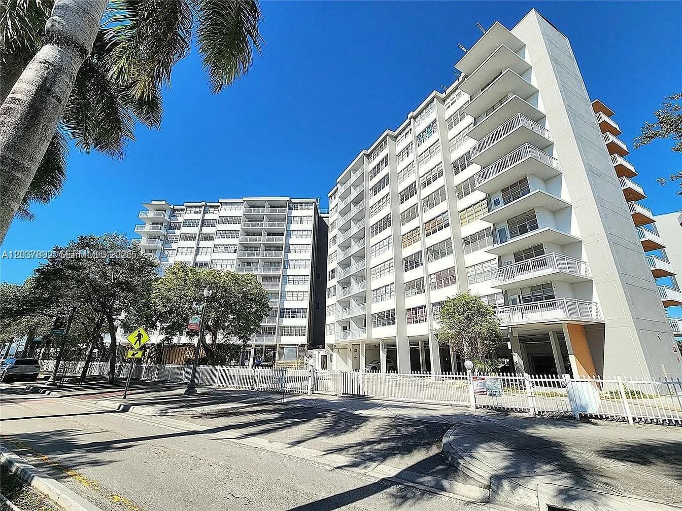 2025 NE 164 307 photo 1
