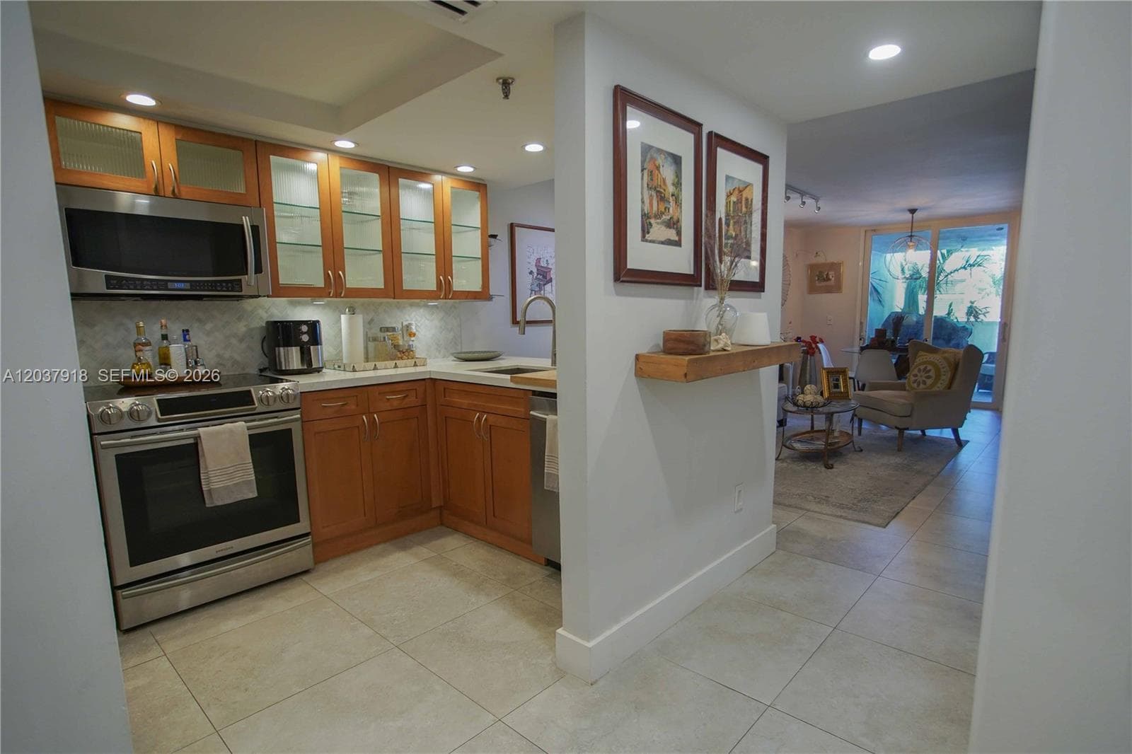 5880 Collins Ave 302 photo 6