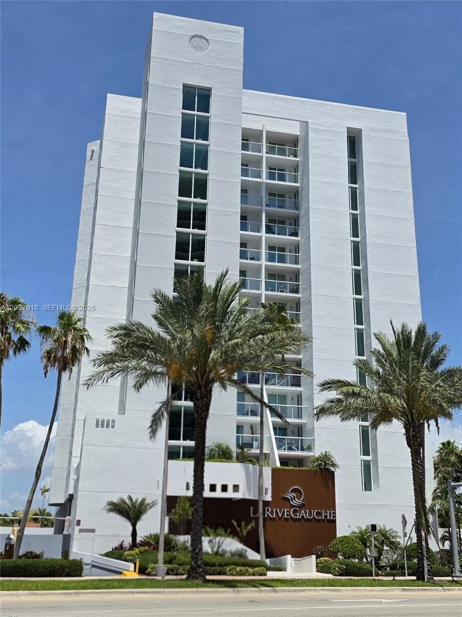 5880 Collins Ave 302 photo 1