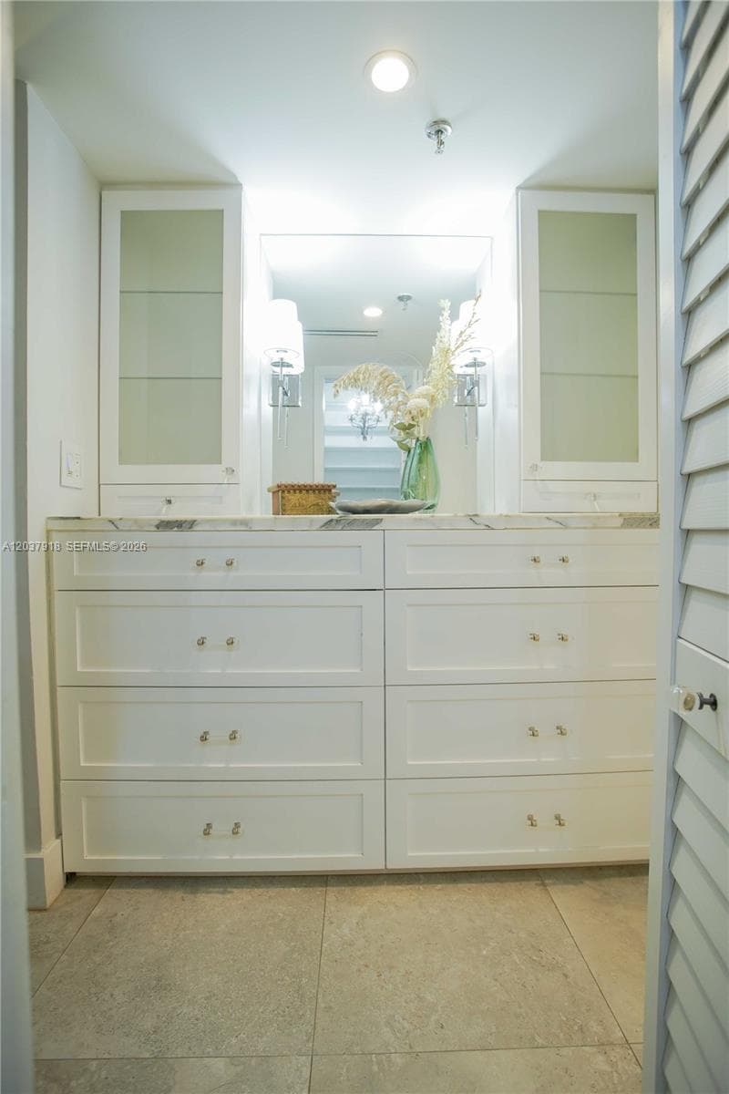 5880 Collins Ave 302 photo 14