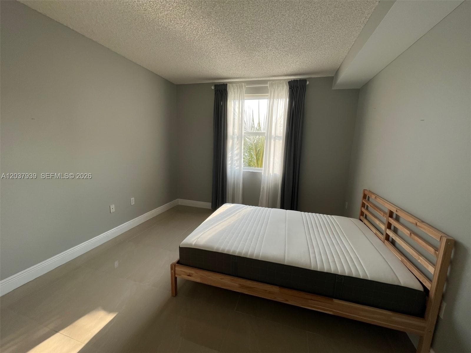 2506 photo 13