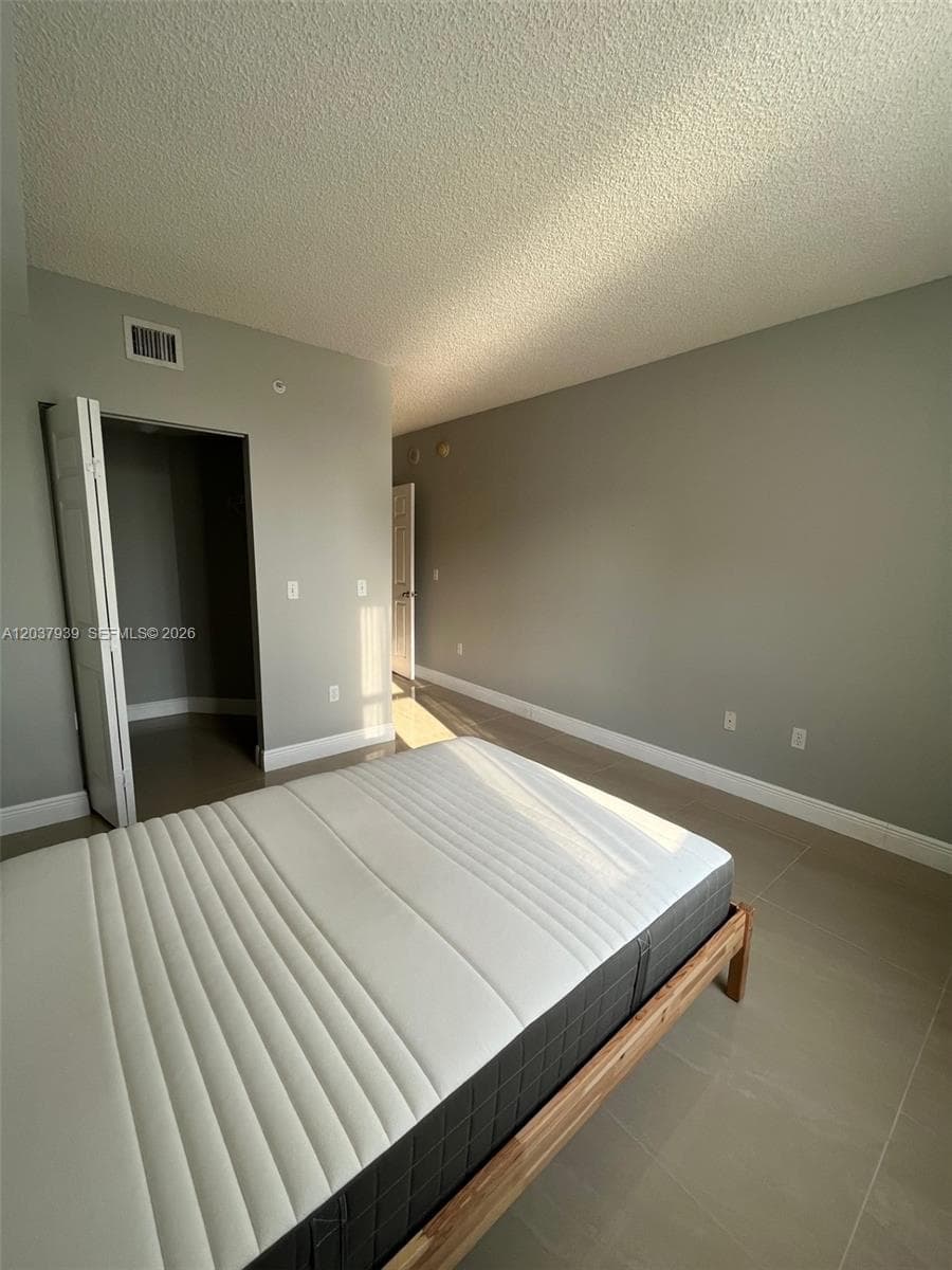 2506 photo 17