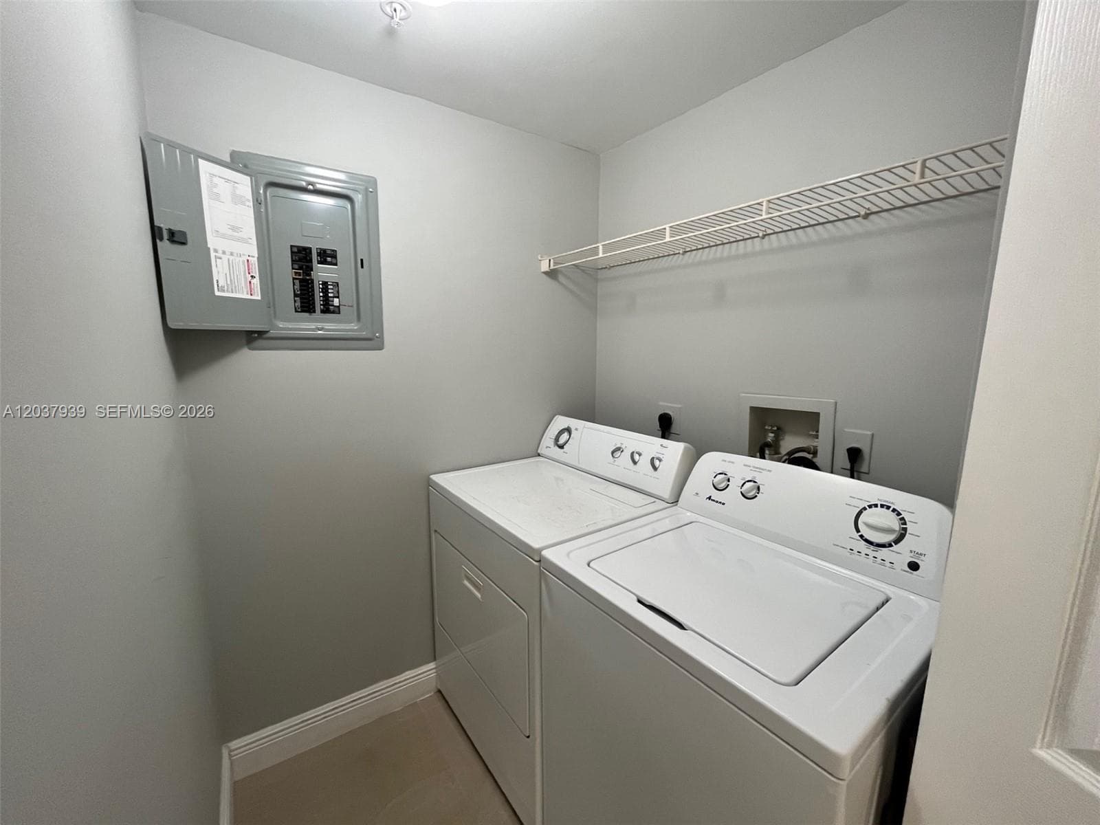 2506 photo 16