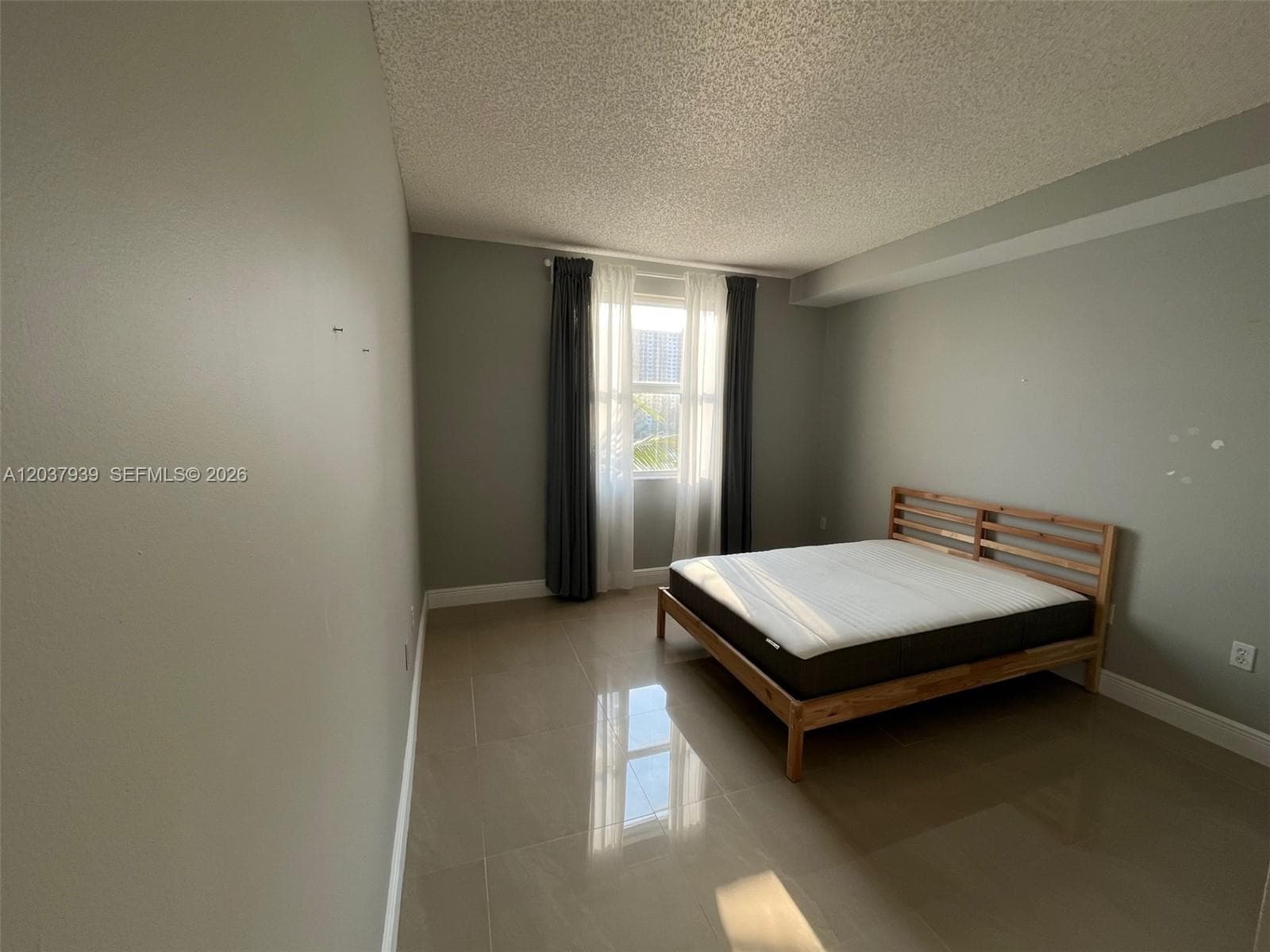 2506 photo 14
