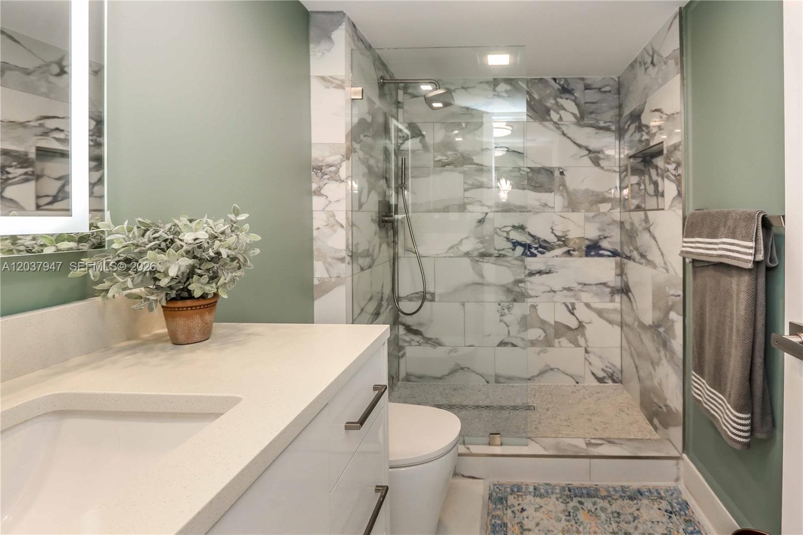 3900 Galt Ocean Dr 403 photo 21
