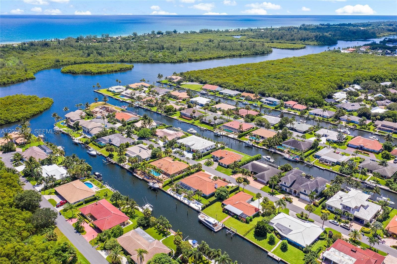 8967 SE Star Island Way photo 9