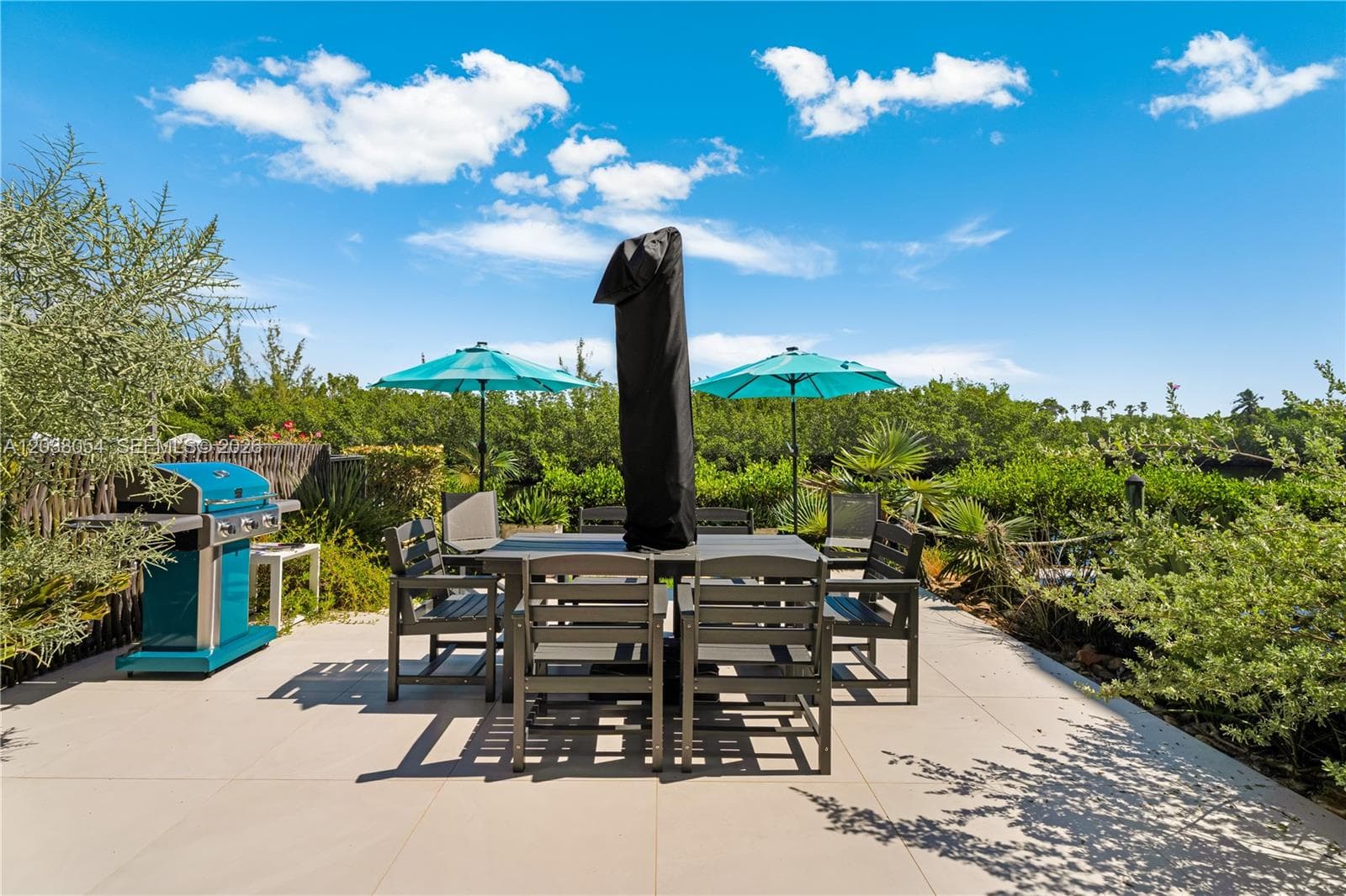 6112 Paradise Point Dr photo 22