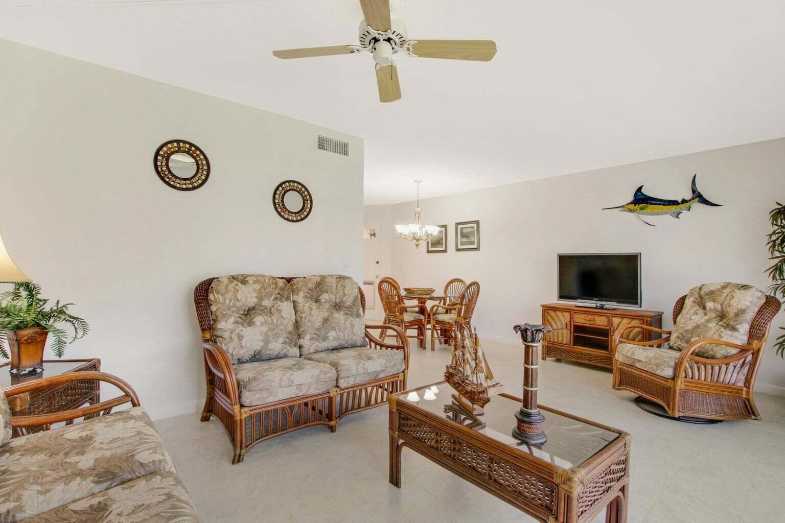 120 Lehane Terrace 109 photo 13