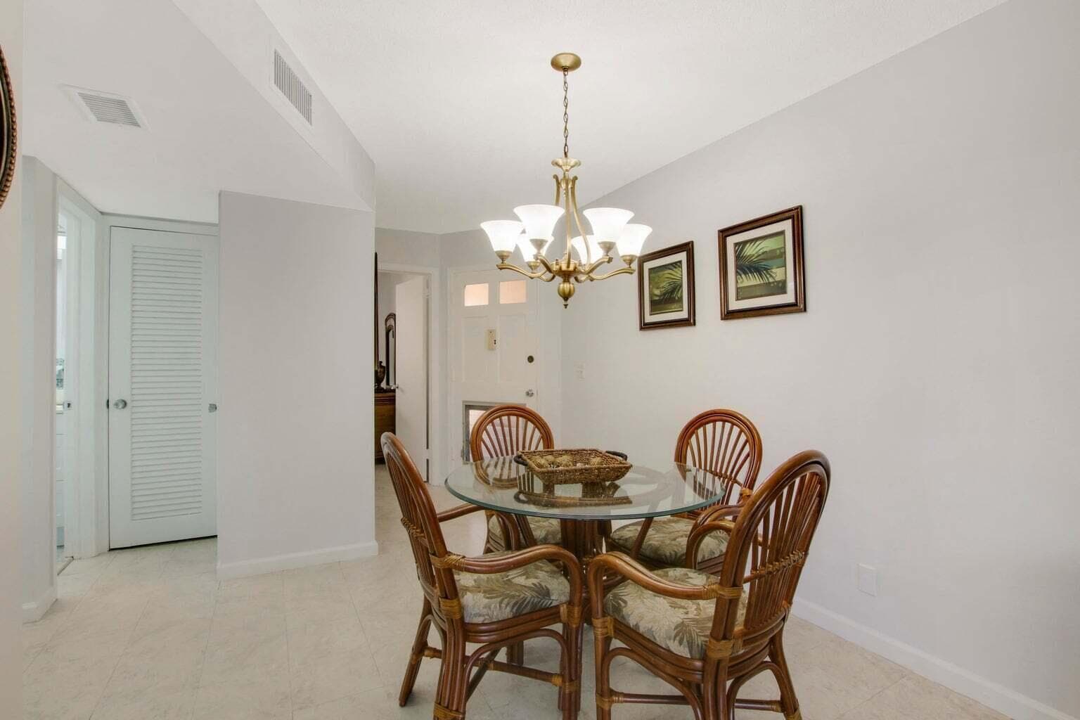 120 Lehane Terrace 109 photo 9